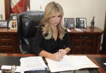 Firma Gobernadora convenio para subsidio a la tarifa de luz en beneficio de las familias sonorenses