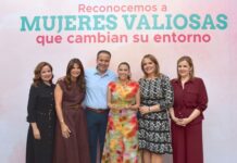 Reconocen Toño Astiazarán y Patty Ruibal a “Mujeres Valiosas que Cambian su Entorno”