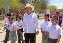 Gobernador Durazo destina la mayor inversión registrada en uniformes escolares; inicia distribución el 6 de mayo