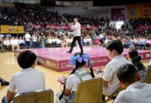 Avanza Sonora en educación: entrega Gobernador Durazo más de 4 mil becas a estudiantes de primaria