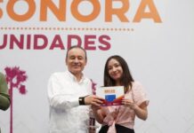 Gobernador Durazo garantiza con becas permanencia universitaria de 14 mil estudiantes de Cajeme y Navojoa