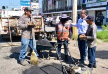 Aumenta Toño Astiazarán número de cuadrillas para ampliar bacheo en la ciudad