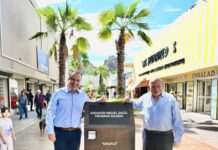 “Dar es un privilegio”: devela Toño Astiazarán placa conmemorativa en honor a Mágalo Figueroa